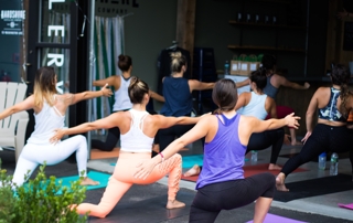 cours de yoga collectif
